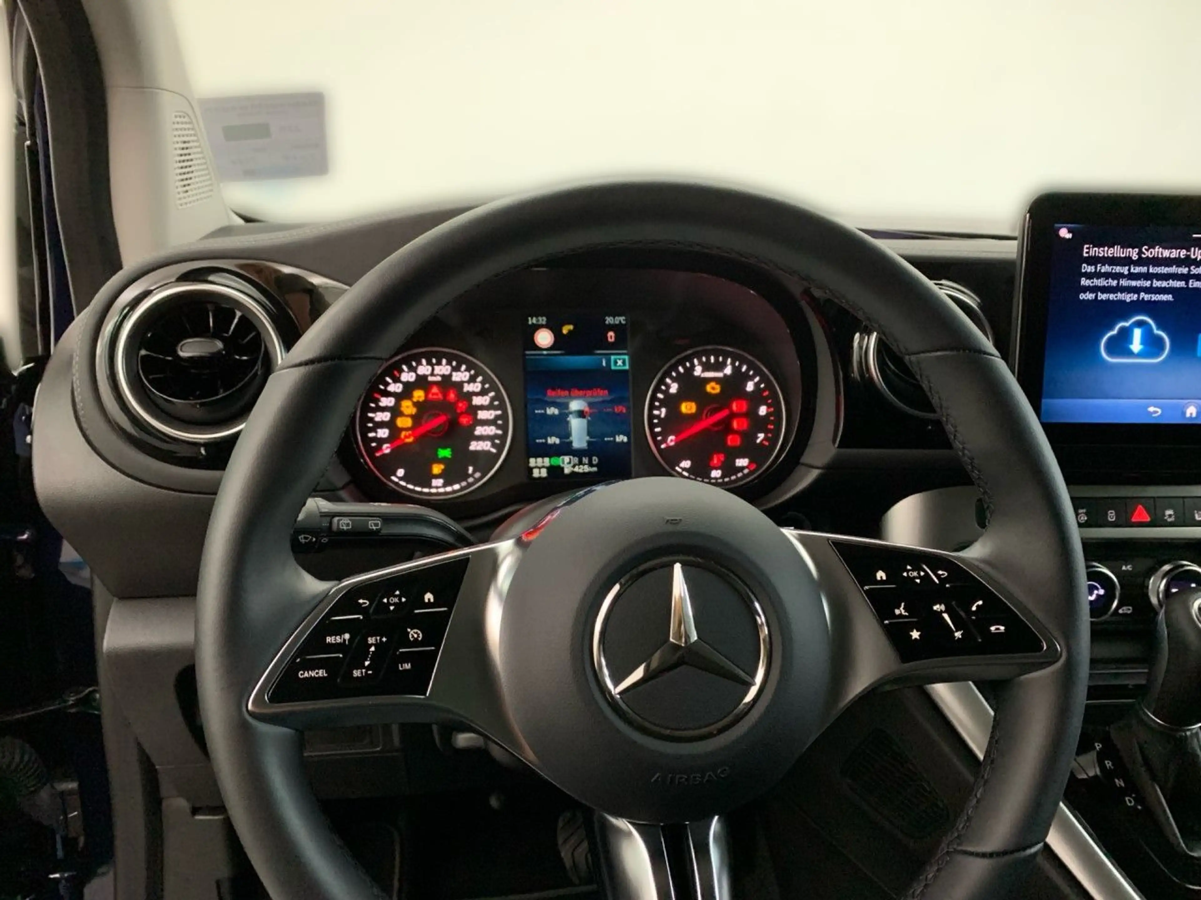 Mercedes-Benz T-Class T 180 Lang LED Keyl-GO Kamera Spurhalt-Ass PTS — photo 9