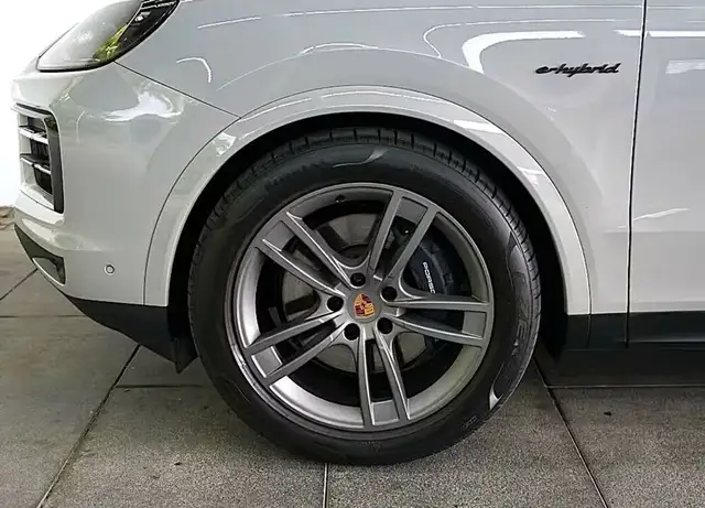 Porsche Cayenne E-Hybrid*MASSAGE*NACHTSICHT*INNO*SITZKLIMA Ansicht 29