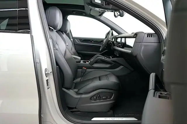 Porsche Cayenne E-Hybrid*MASSAGE*NACHTSICHT*INNO*SITZKLIMA Ansicht 21