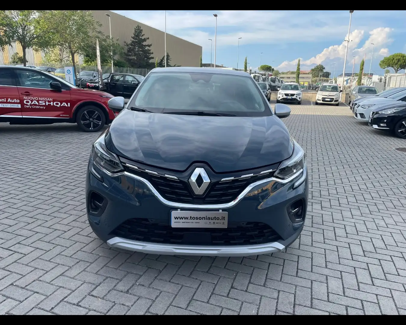 Renault Captur 1.6 E-Tech hybrid Intens 145cv auto Blu/Azzurro - 2