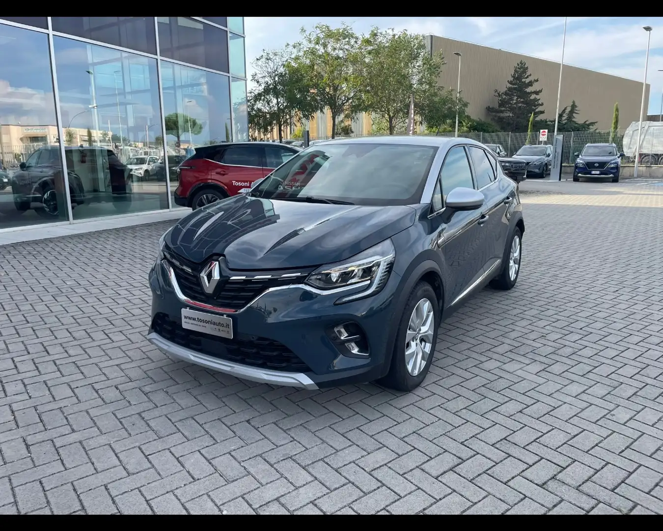 Renault Captur 1.6 E-Tech hybrid Intens 145cv auto Blu/Azzurro - 1
