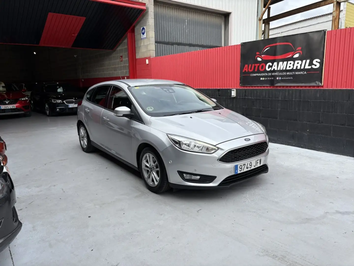 Ford Focus 1.6TDCi Titanium 115 Plateado - 1