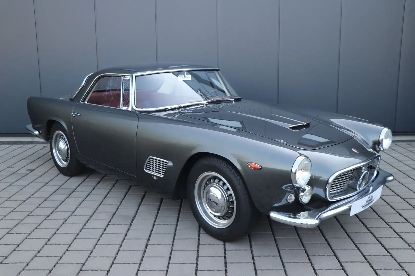 Maserati 3500 GT Frame-Off-Restoration Full Documentation Gri - 2