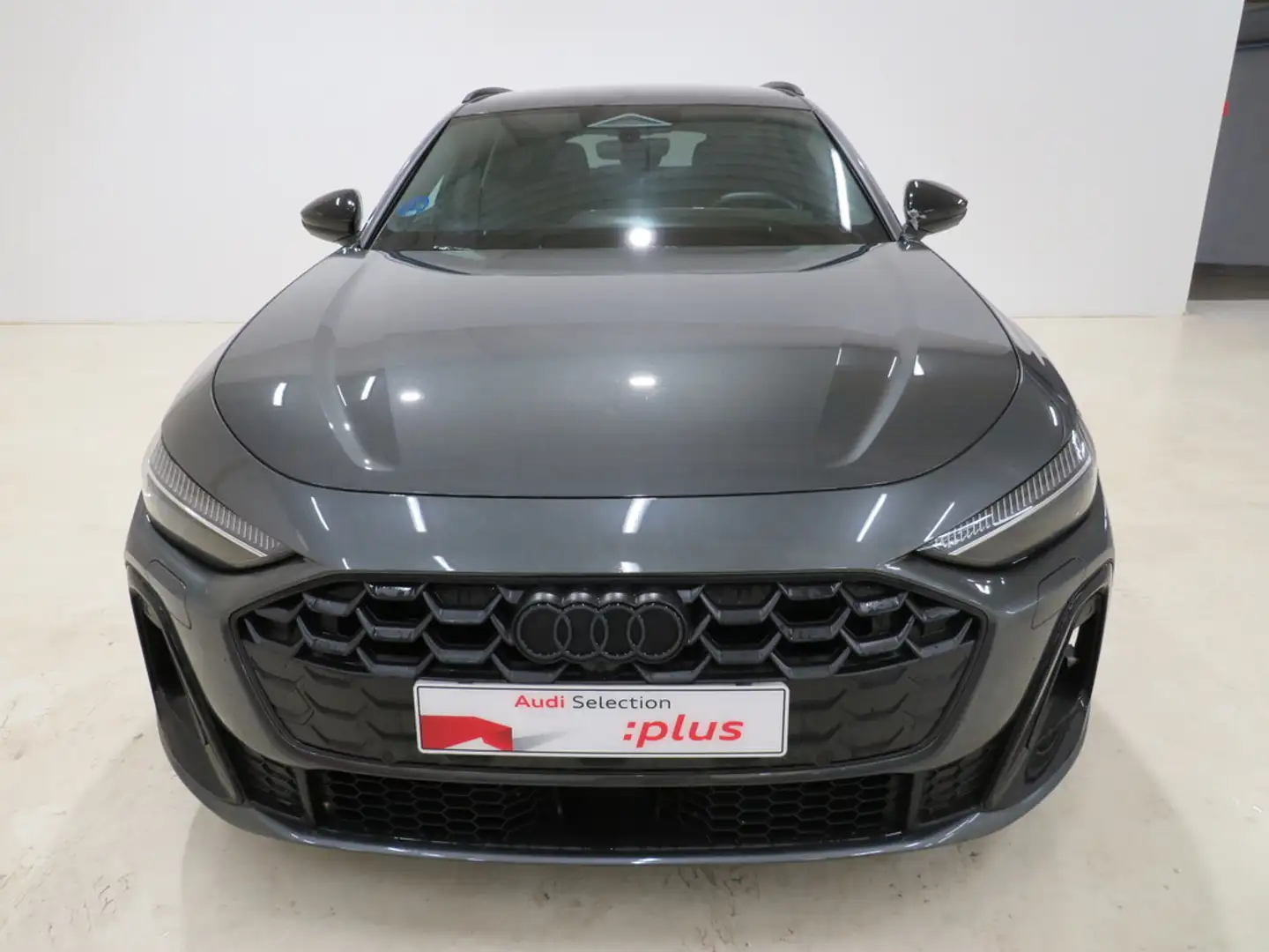 Audi A5 Avant e-hybrid Black line quattro S tronic 220kW Gris - 2