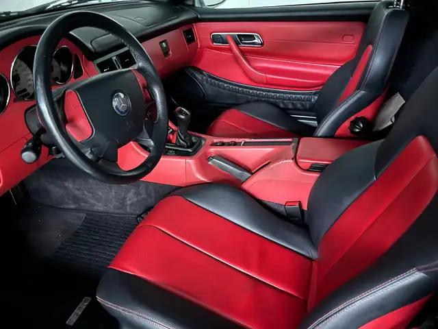 Mercedes-Benz SLK view 14