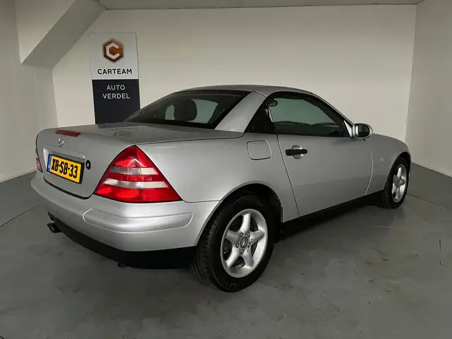 Mercedes-Benz SLK view 7
