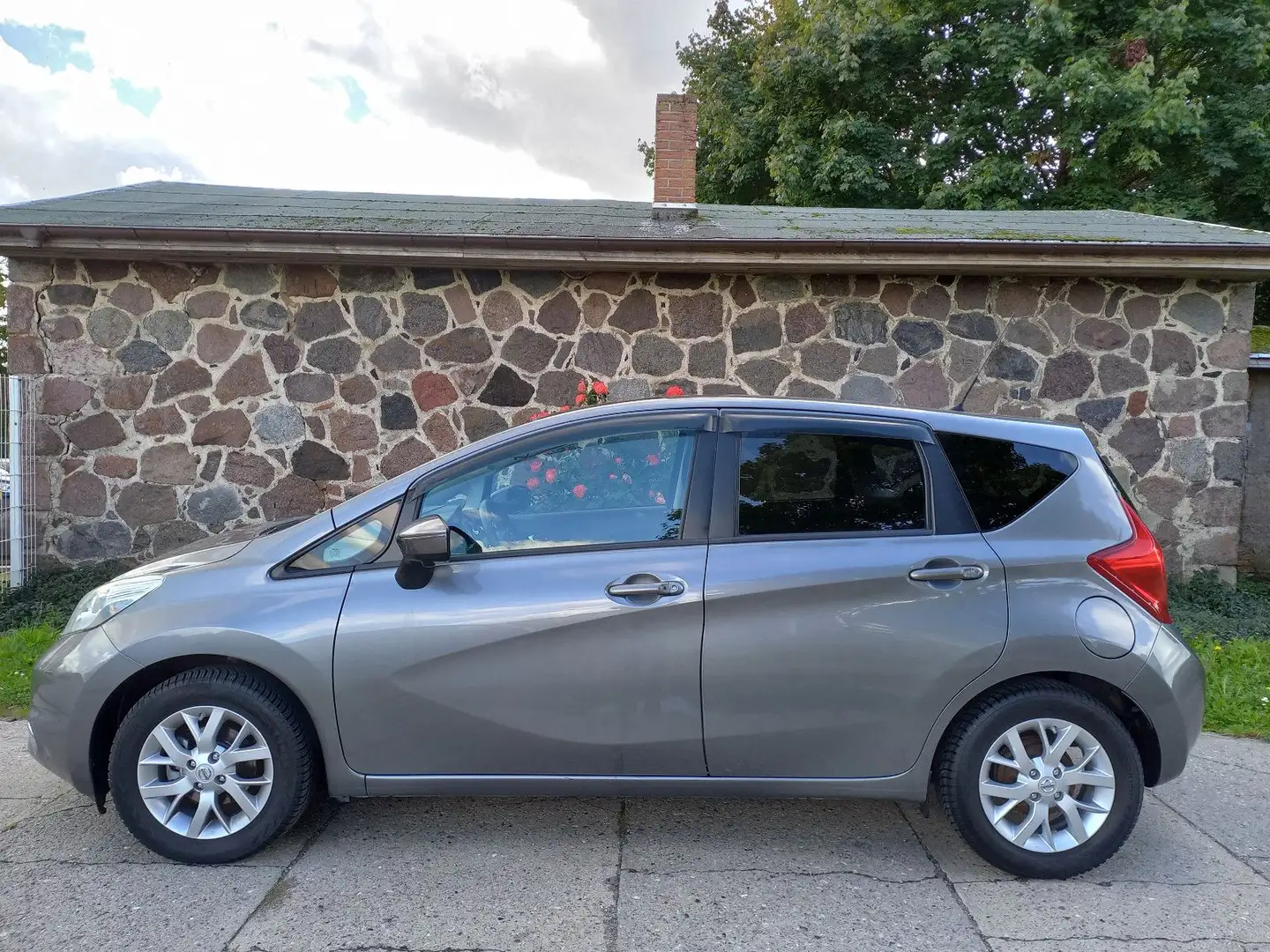 Nissan Note Acenta- 360° - Kamera- Tüv neu Grau - 2