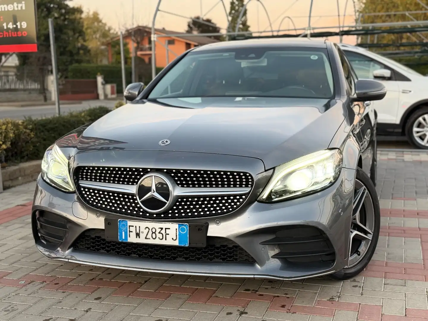 Mercedes-Benz C 220 C 220 d Auto Premium Grijs - 1