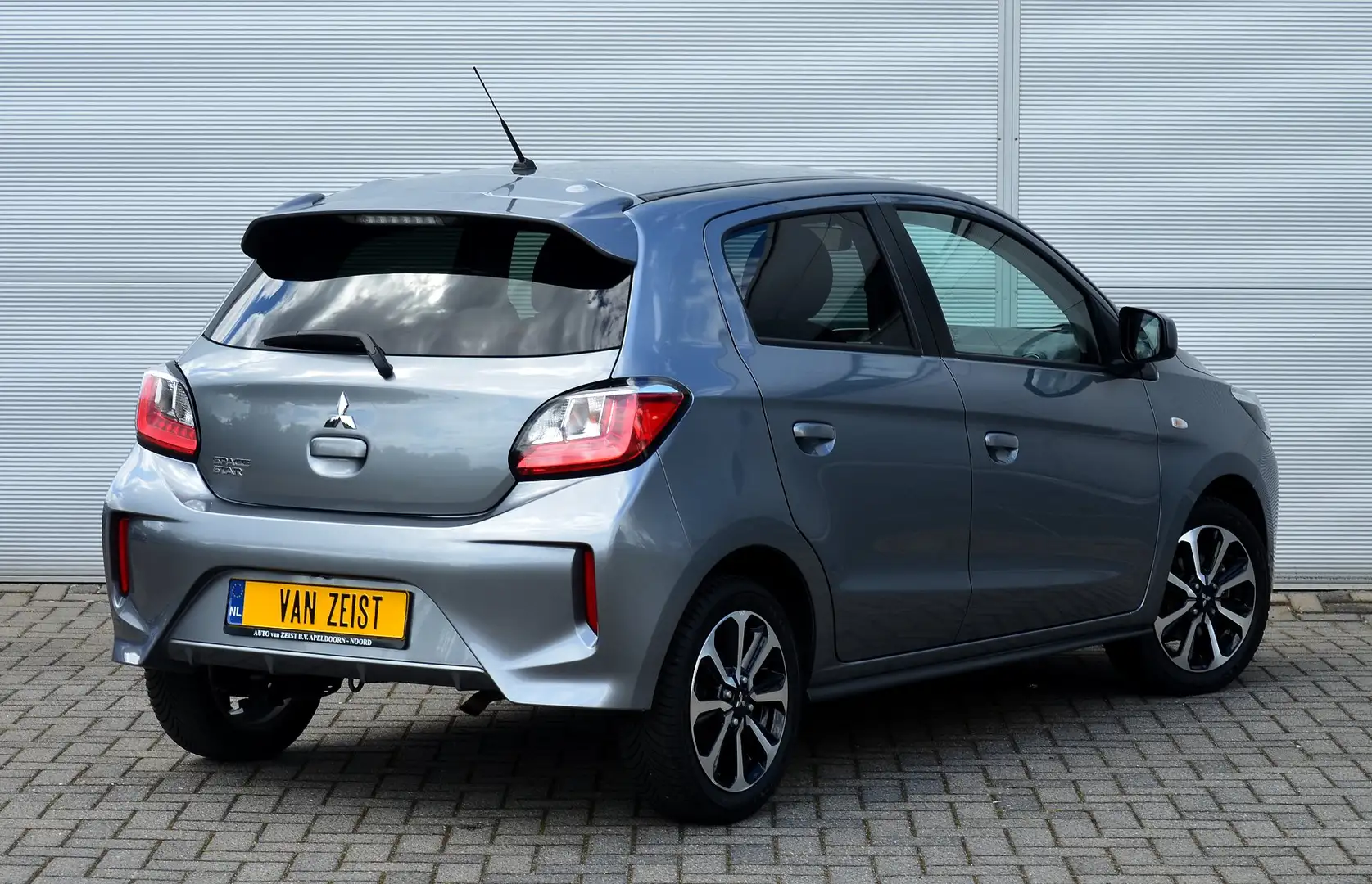 Mitsubishi Space Star 1.2 DYNAMIC CLEARTEC | HOGE ZIT | CRUISE | NAVI | Grijs - 2