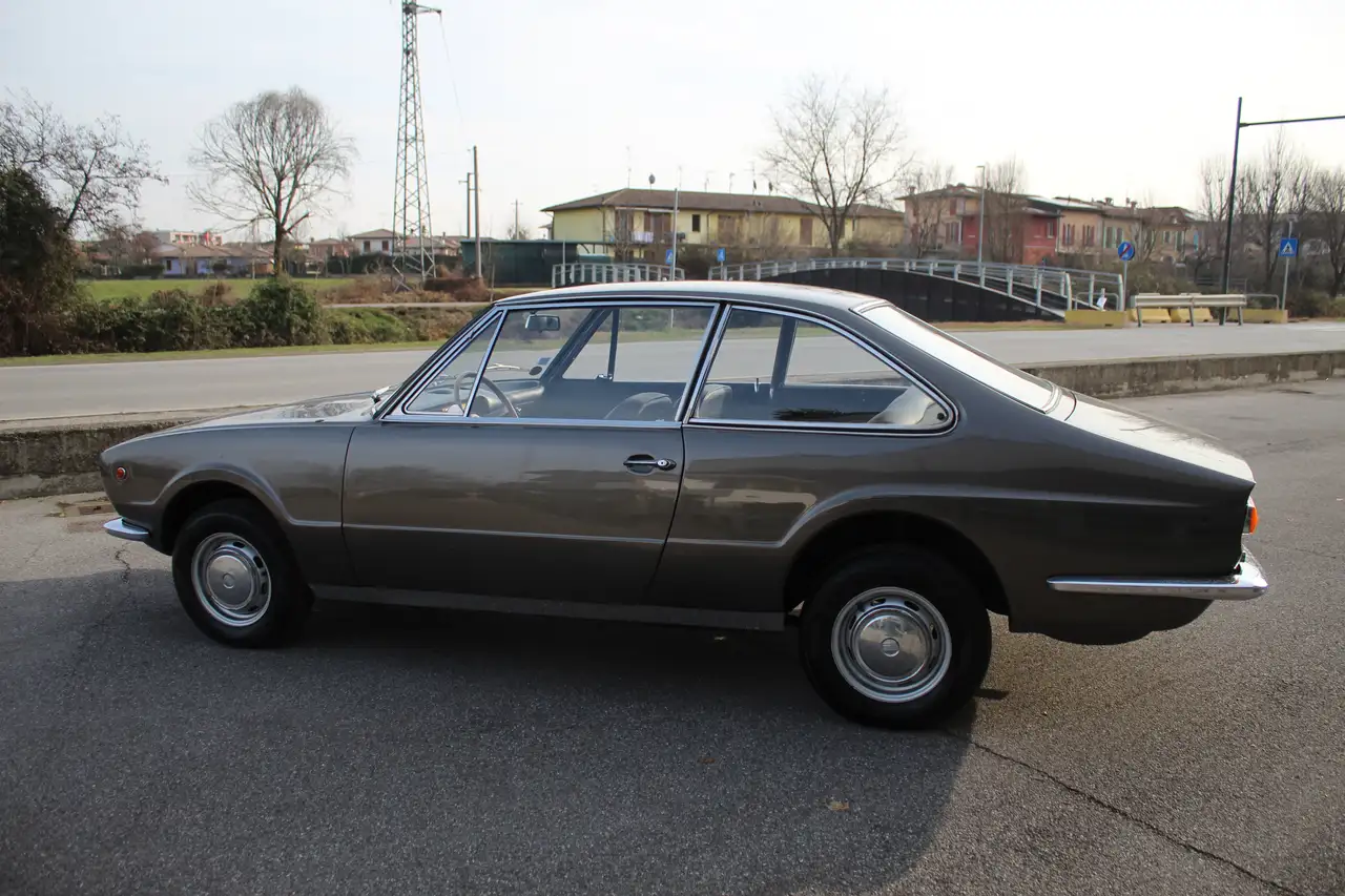 Fiat 124 Coupè Eveline Vignale Fuoriserie - meno di 200 prodotte, foto 8