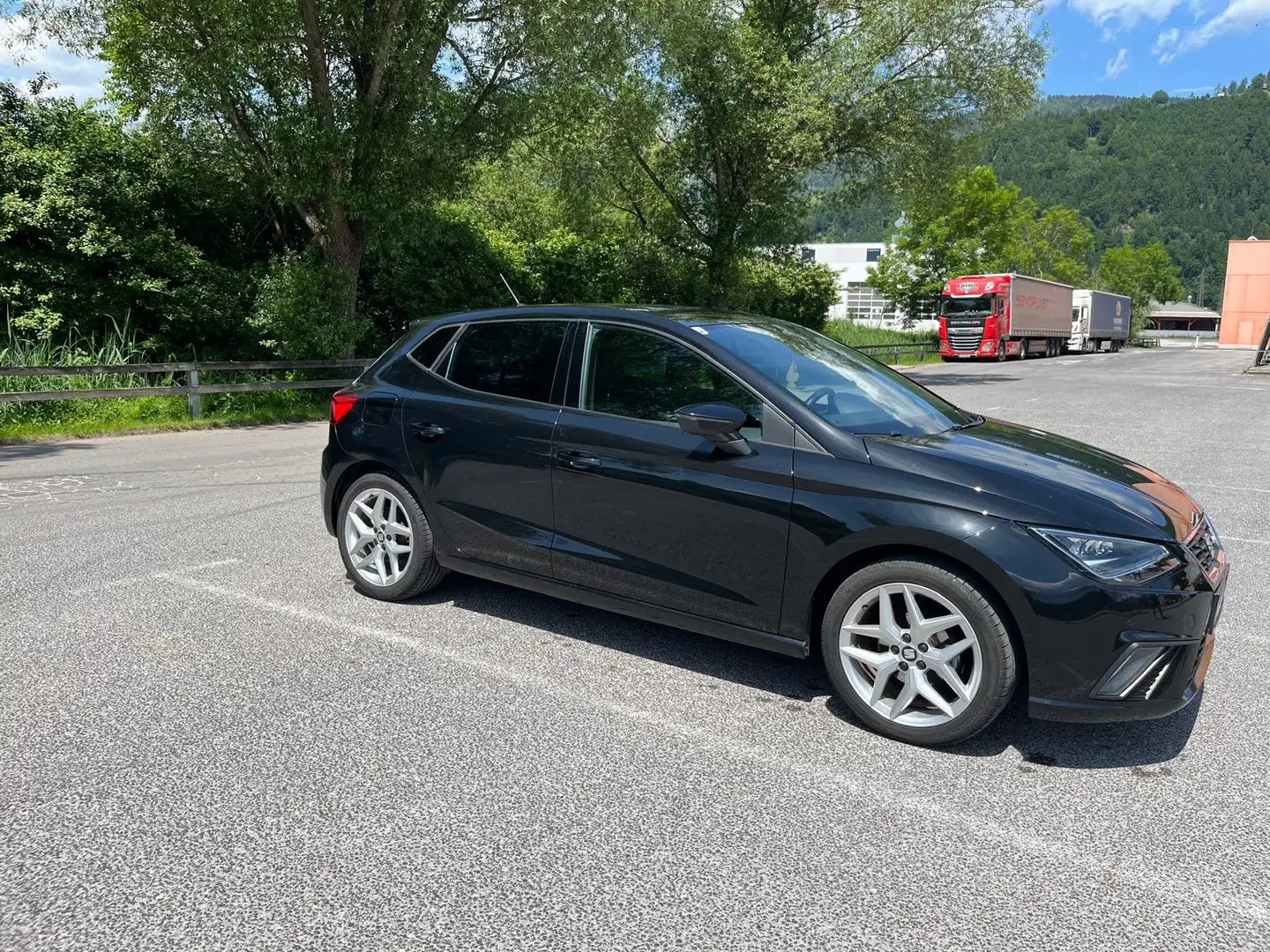 SEAT Ibiza Ibiza 1,0 ECO TSI FR Austria FR Austria Schwarz - 1