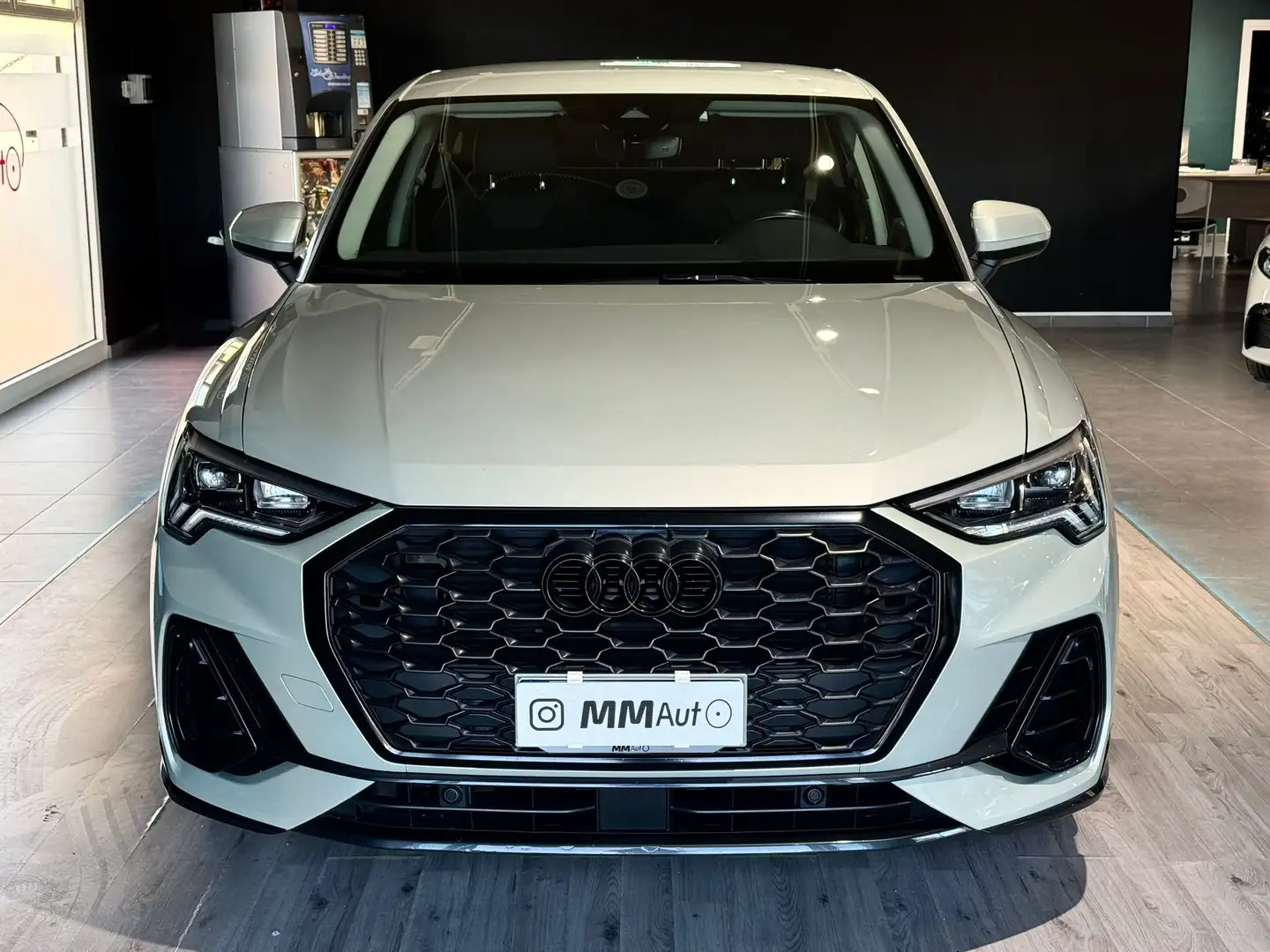 Audi Q3 Sportback 35TDI S-line Argento - 2