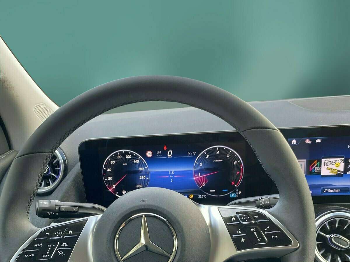 Mercedes-Benz GLA 180