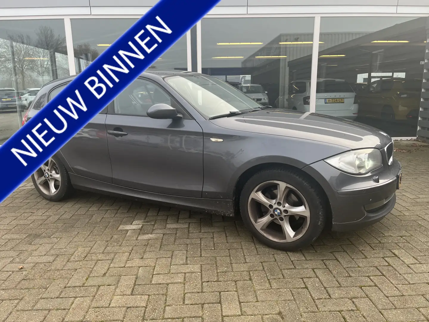 BMW 116 1-serie 116i Schuif-kantel dak / Xenon / Lmv Grijs - 1