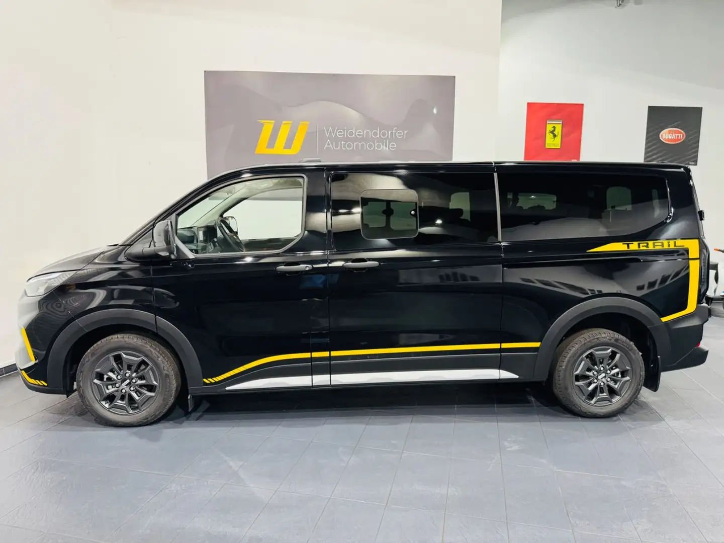 Ford Transit Custom TRAIL*L2*4x4*AHK*LANG*8Sitze*Full Schwarz - 2