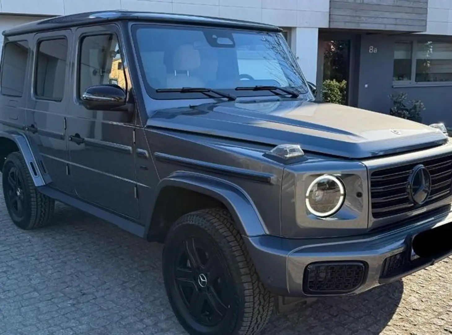 Mercedes-Benz G 580 Šedá - 2