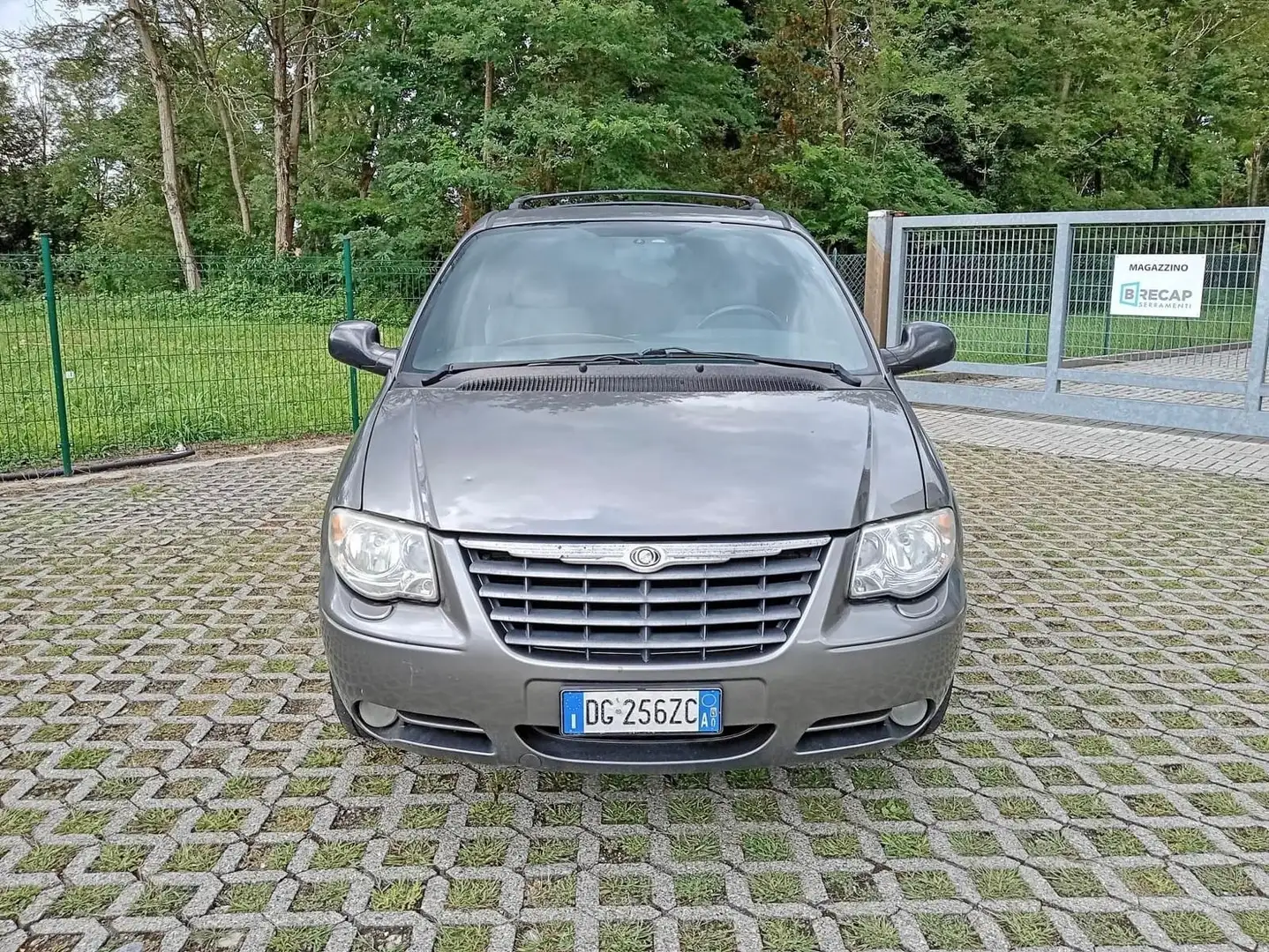 Chrysler Voyager Voyager 2.5 CRD 143Cv 7Posti*Pelle*Cruise Grigio - 2