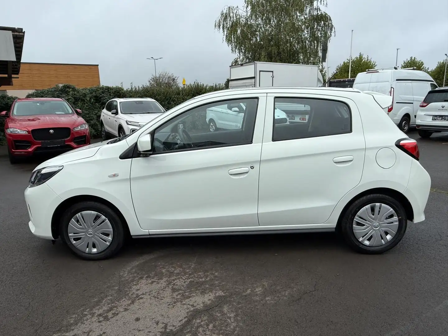 Mitsubishi Space Star 1,2 MIVEC AS&G Inform nur *1.850Km* Blanc - 2