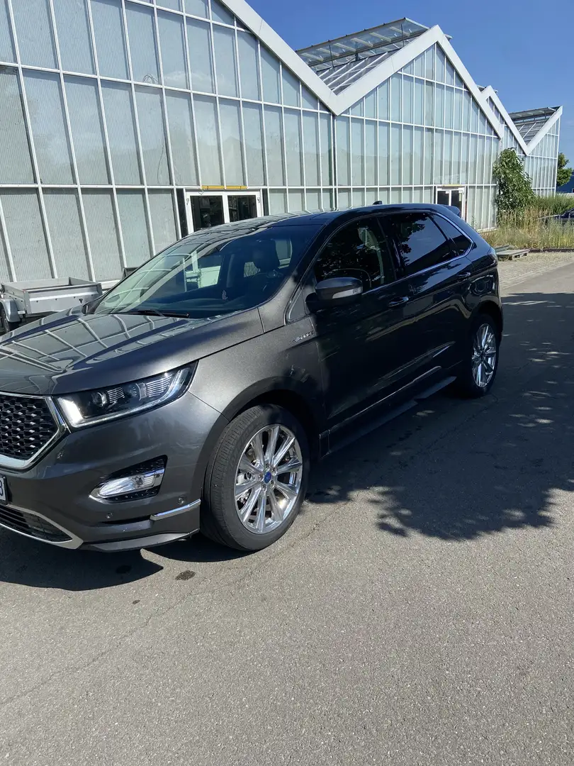 Ford Edge 2.0 TDCi Bi-Turbo 4x4 Vignale Grau - 1