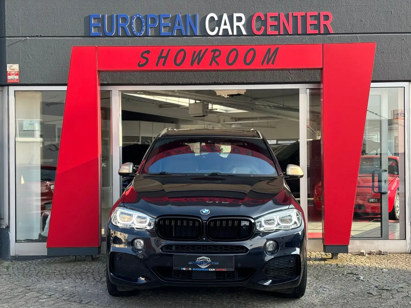 BMW X5 M d INDIVIDUAL*PANO*HARMANK*NIGHTVISION* Černá - 1