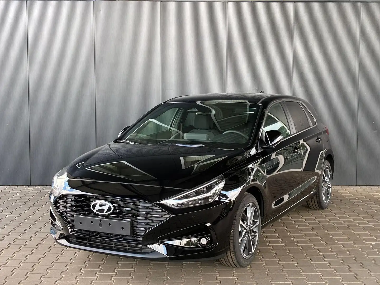 Hyundai i30 Comfort Plus 1.0 TGDI DCT/ ACC / PDC V.&H.Kamer... Schwarz - 1