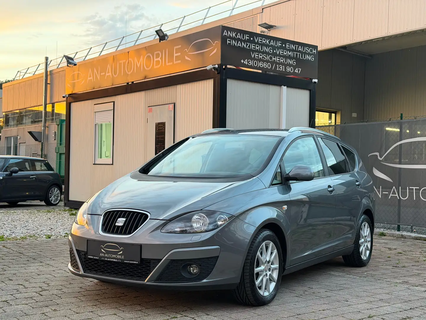 SEAT Altea XL 2,0 TDI Style Copa 4x4 Finanzierung möglich Grau - 1