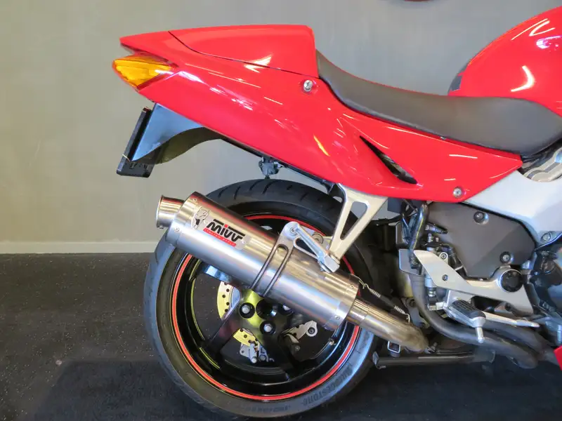 Honda VFR 800 - foto 8