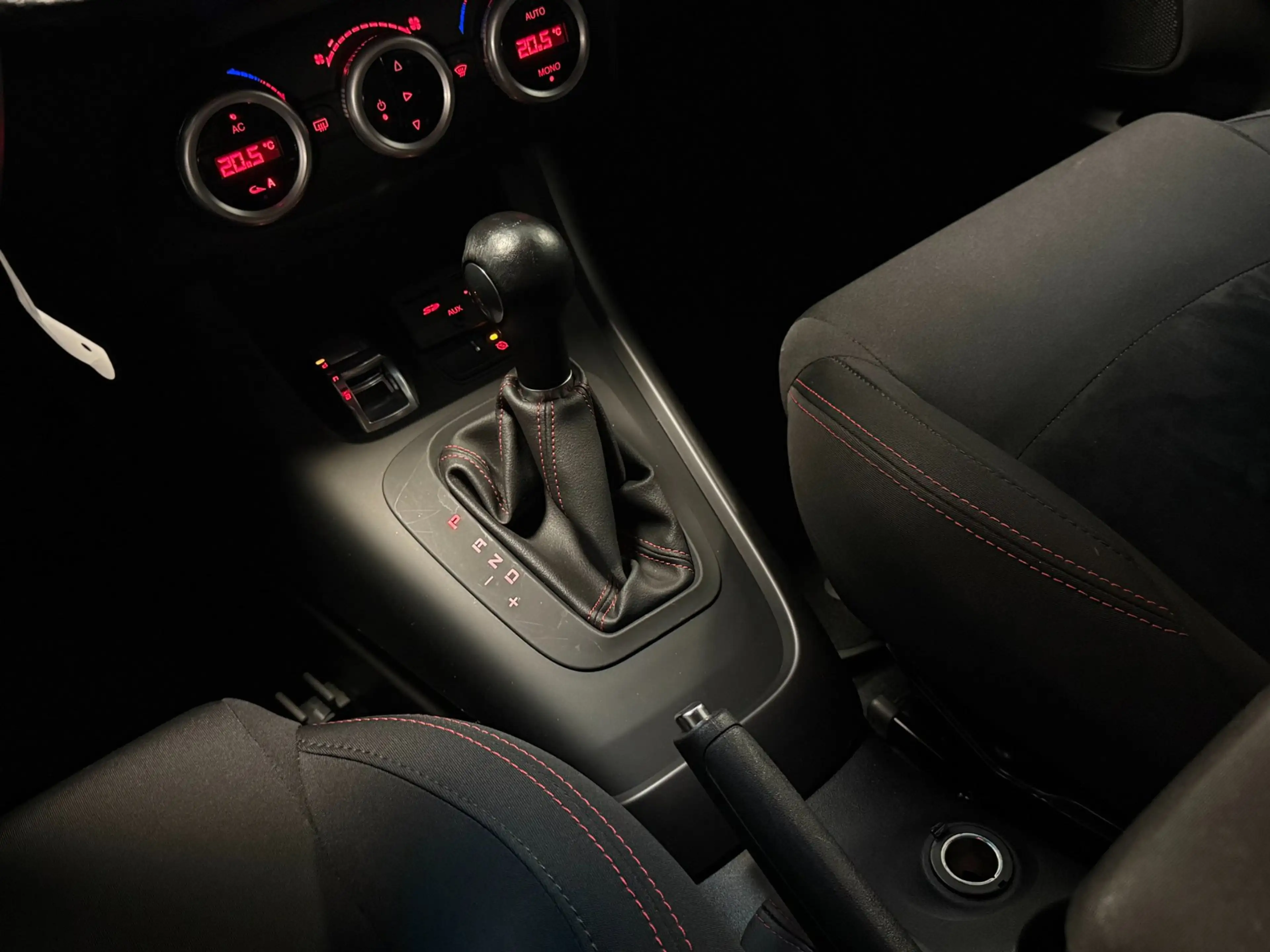 Alfa Romeo Giulietta 1.4 T Sprint|NAP|CRUISE|BLUETOOTH|NAVI|DAB|CLIMATE — photo 13