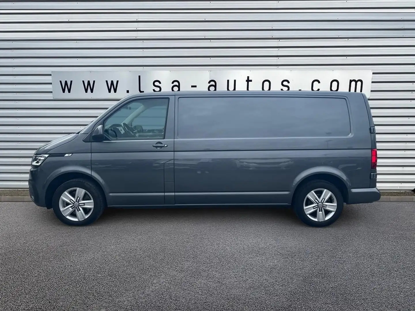 Volkswagen Transporter L2H1 2.0 TDI198 DSG  T6 FOURGON L2H1 Business line Gris - 2
