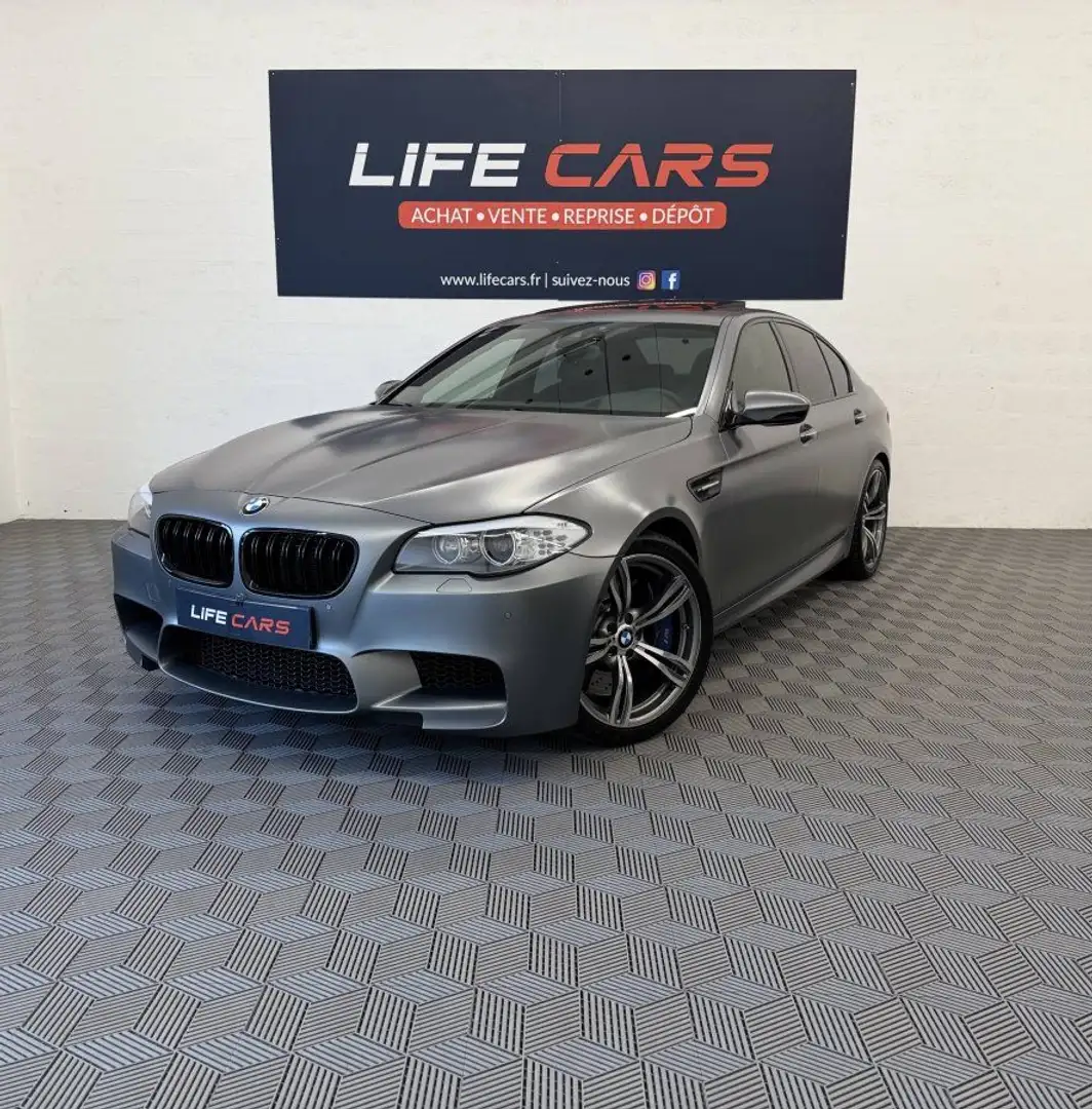 BMW M5 F10 560ch DKG7 GRIS FROZEN 2014 2ème main française entretien Grigio - 2