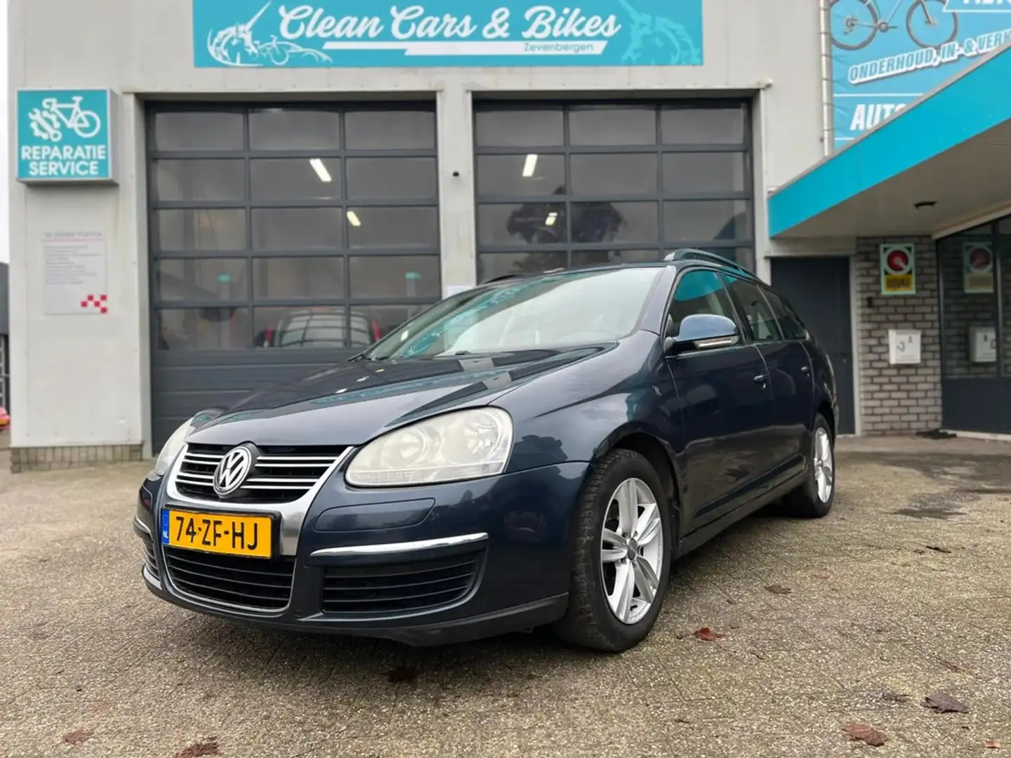 Volkswagen Golf Variant 1.9 TDI Trendline Šedá - 2