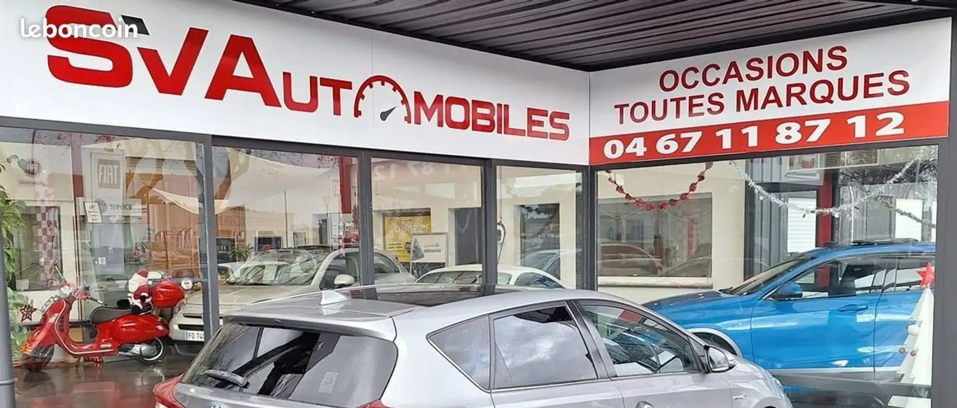 Toyota Auris II HSD 136h Dynamic Gris - 2