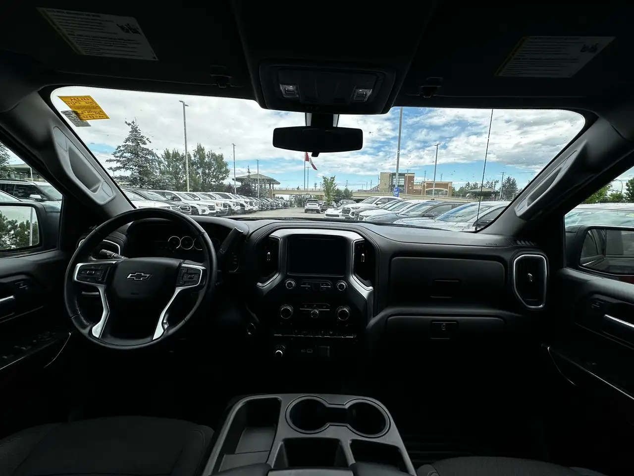 Chevrolet Silverado 1500 снимка Chevrolet Silverado 1500