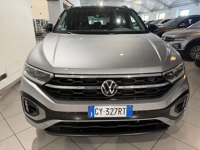 Volkswagen T-Roc view 8