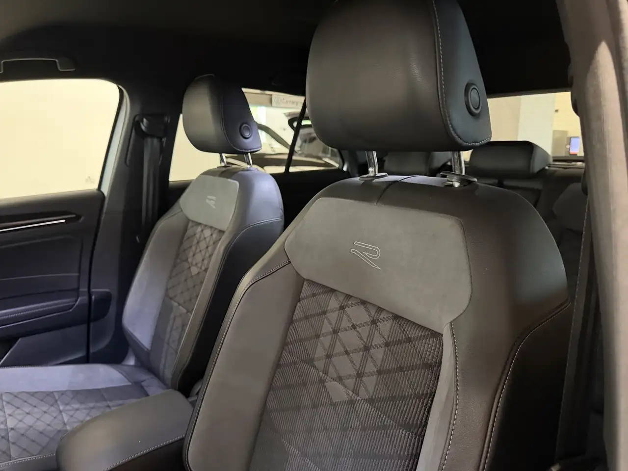 Volkswagen T-Roc 1.5 TSI ACT R-Line Plus, миниатюра 10