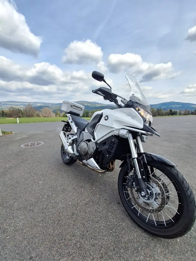Honda VFR 1200 bijela - 2