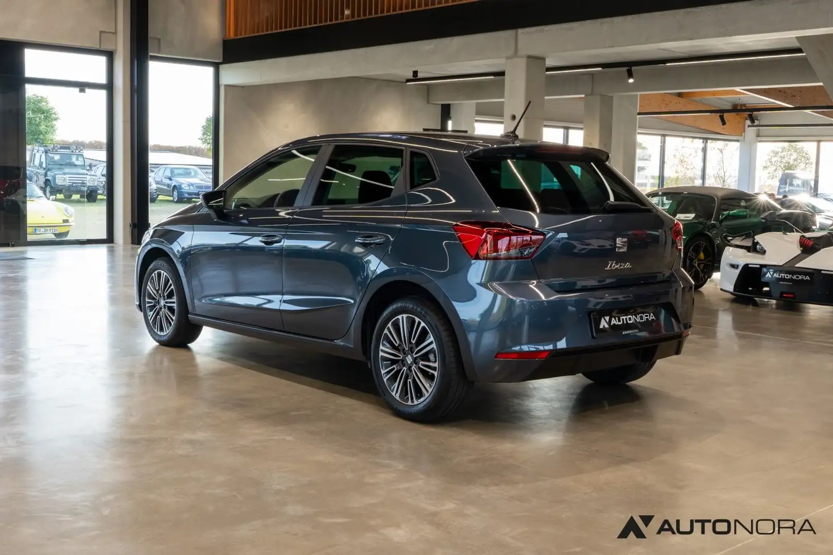 SEAT Ibiza 1.0 TSI Style CarPlay Sitzheizung Voll-LED Grau - 2