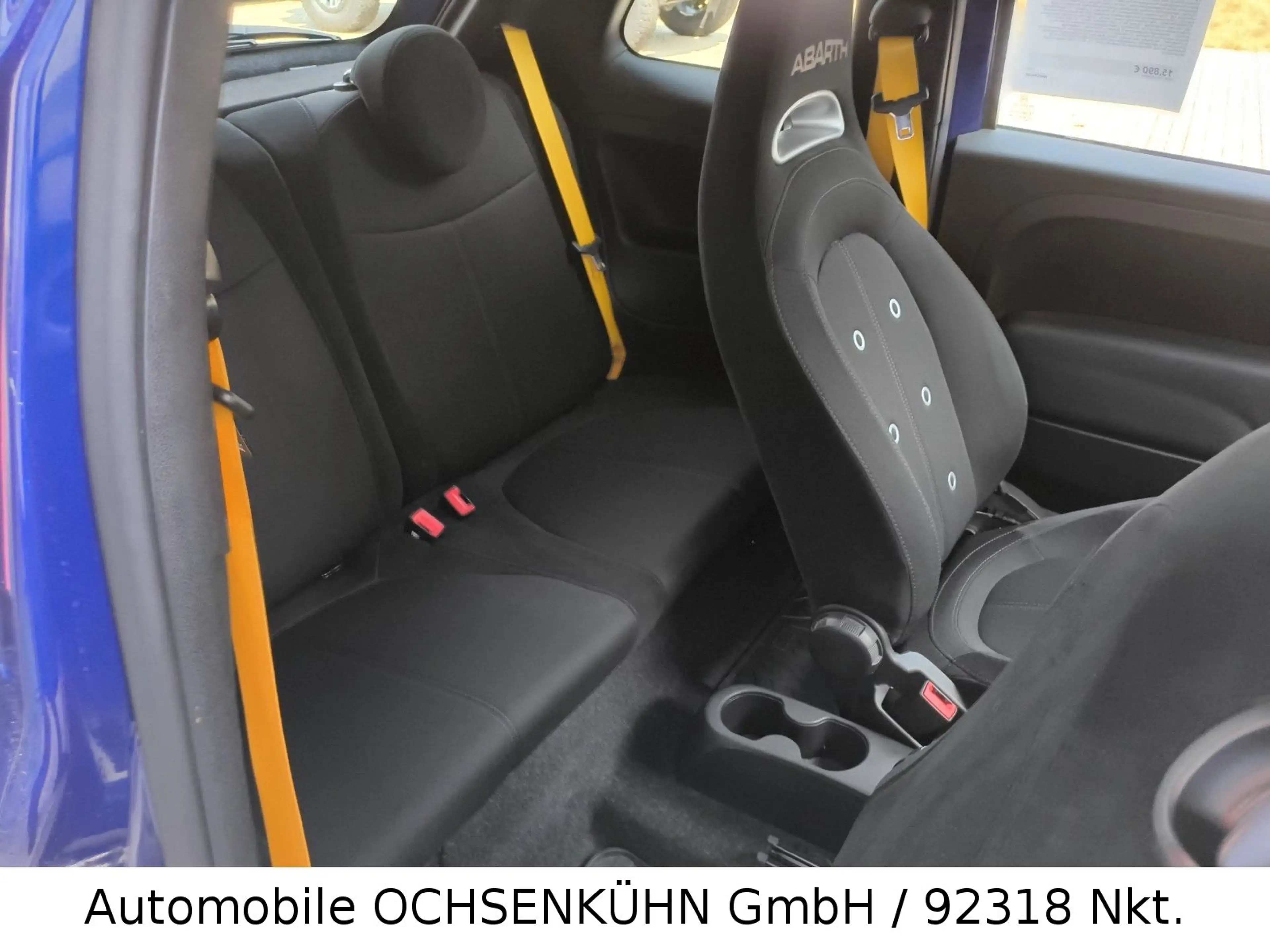 Abarth 595 PISTA / Navigation, Apple, Beats — photo 10
