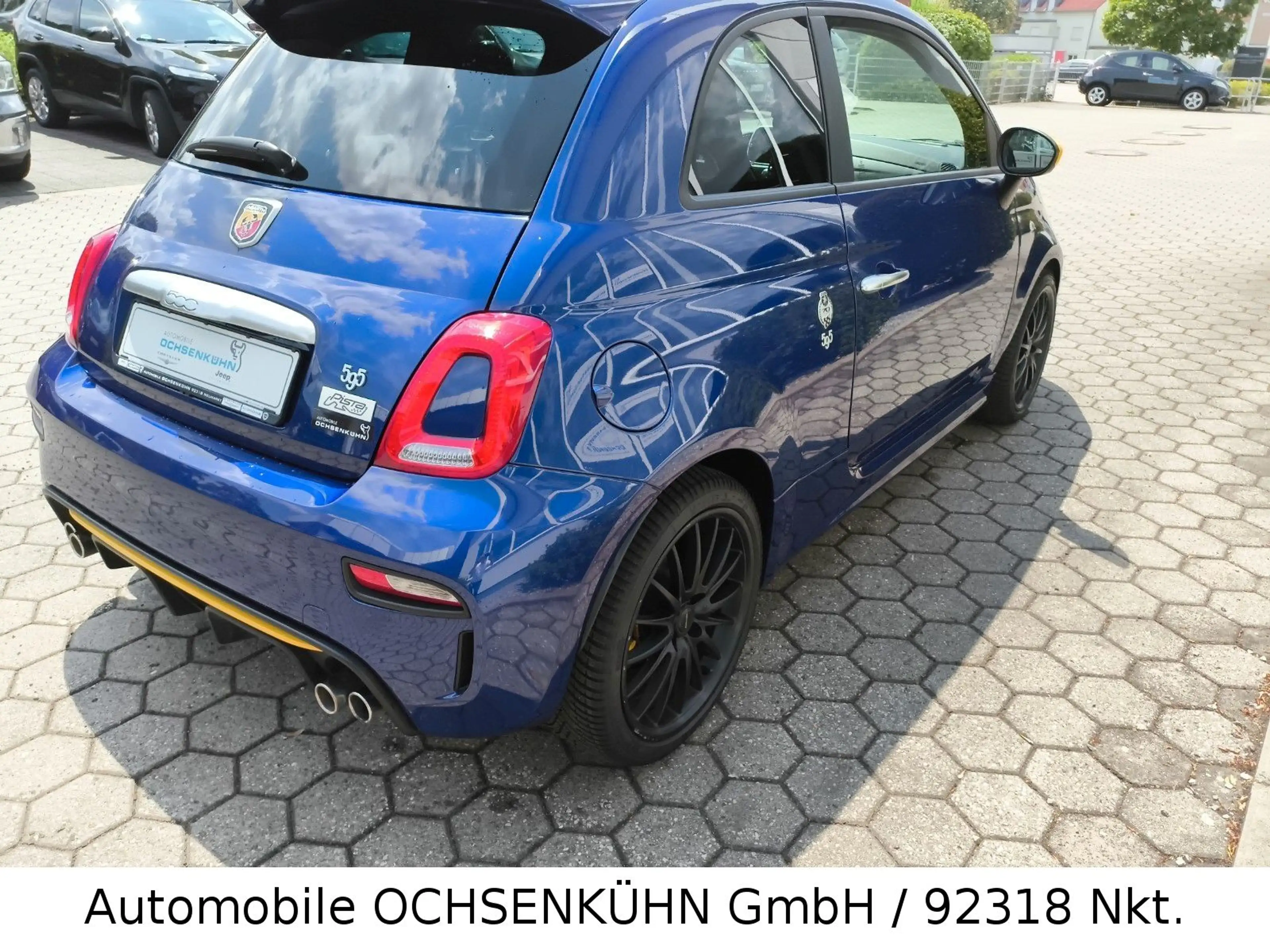 Abarth 595 PISTA / Navigation, Apple, Beats — photo 4