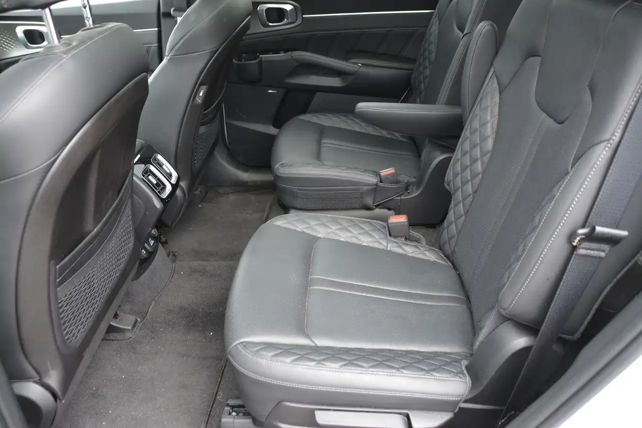 Kia Sorento снимка Kia Sorento