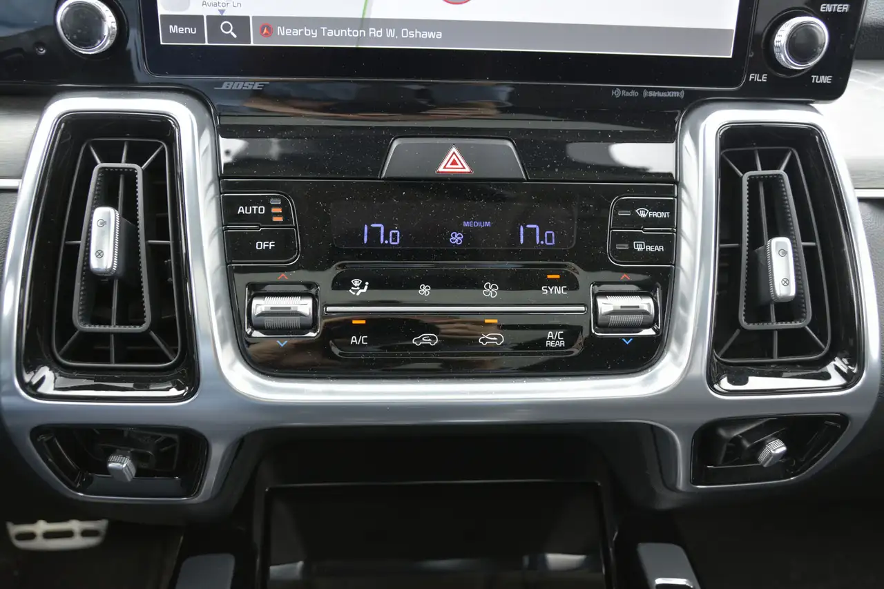 Kia Sorento снимка Kia Sorento