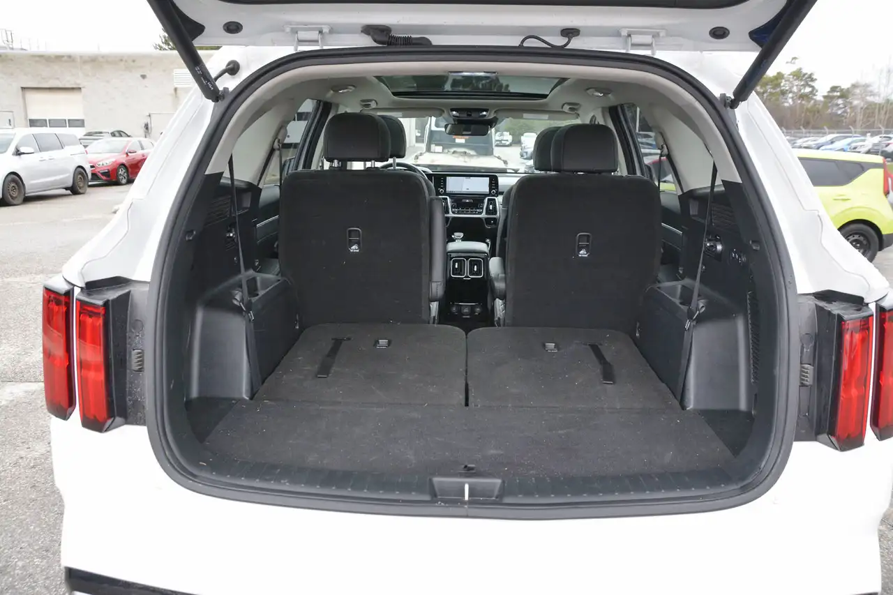 Kia Sorento снимка Kia Sorento