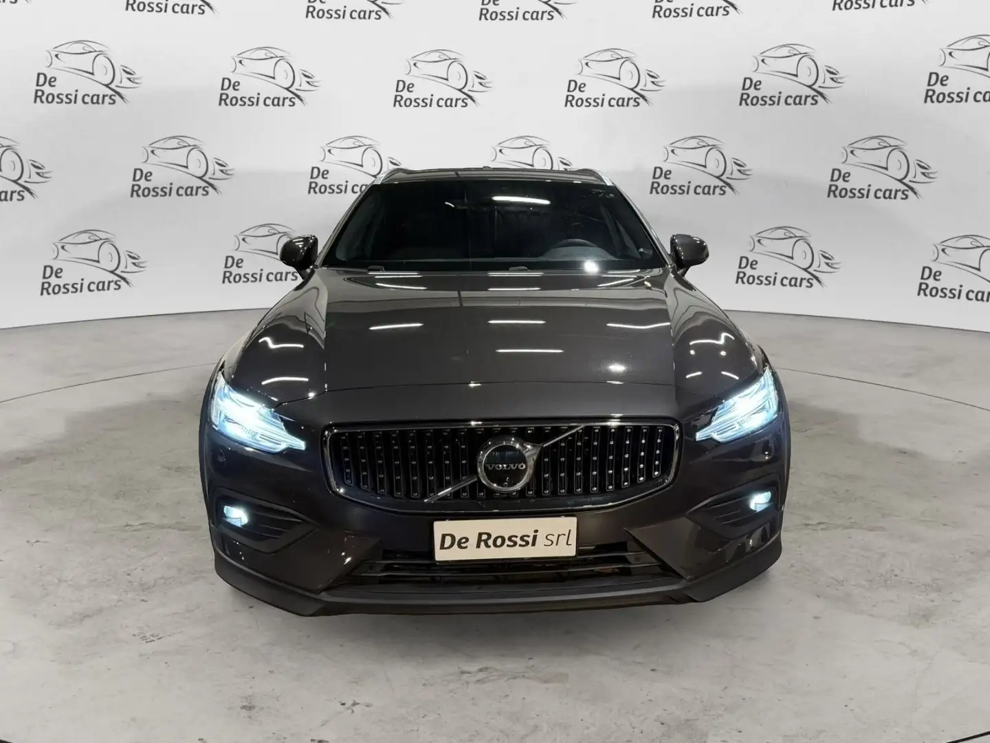 Volvo V60 Cross Country V60 Cross Country B4 (d) AWD automatico Grau - 2