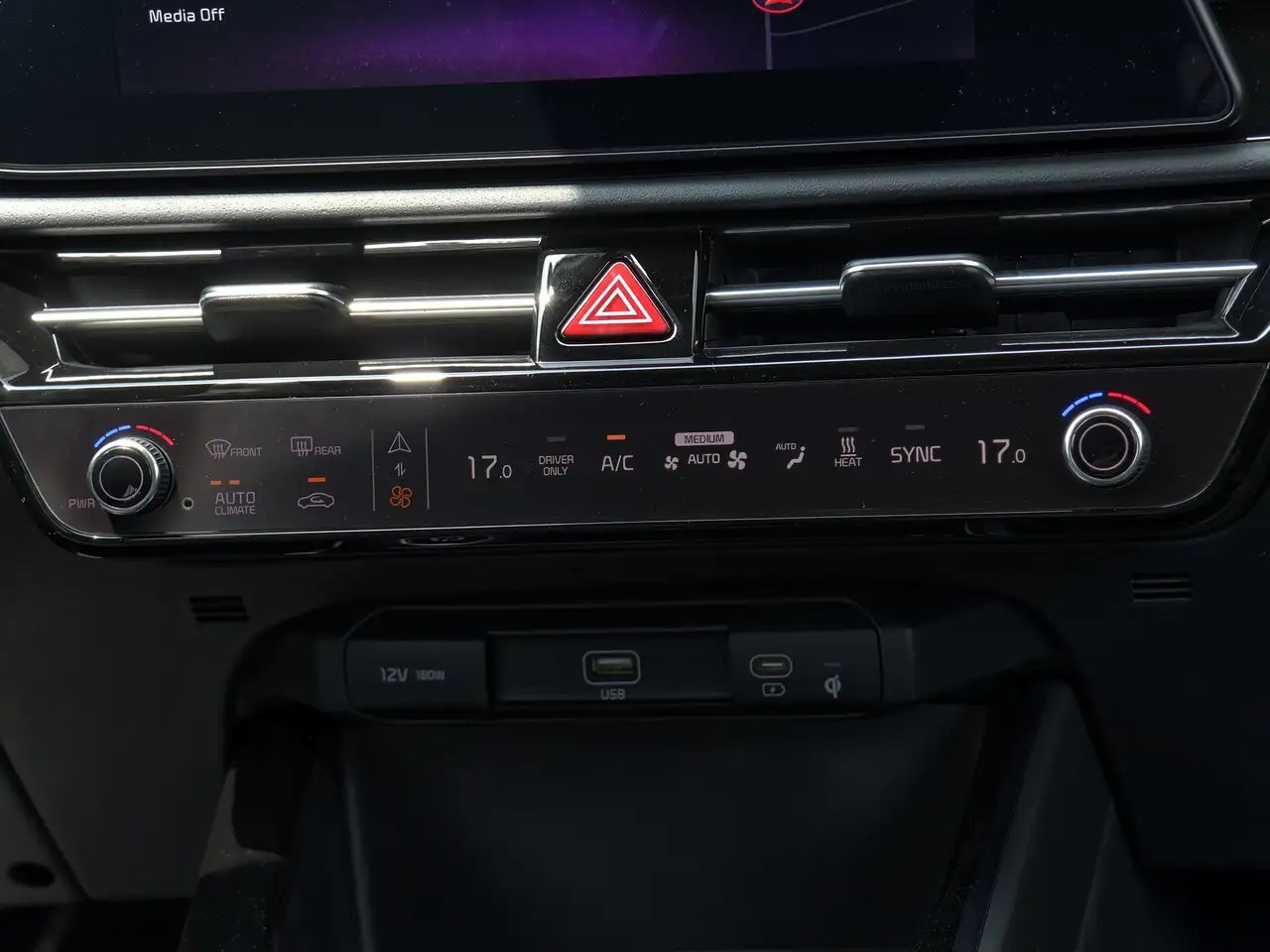 Kia Niro снимка Kia Niro