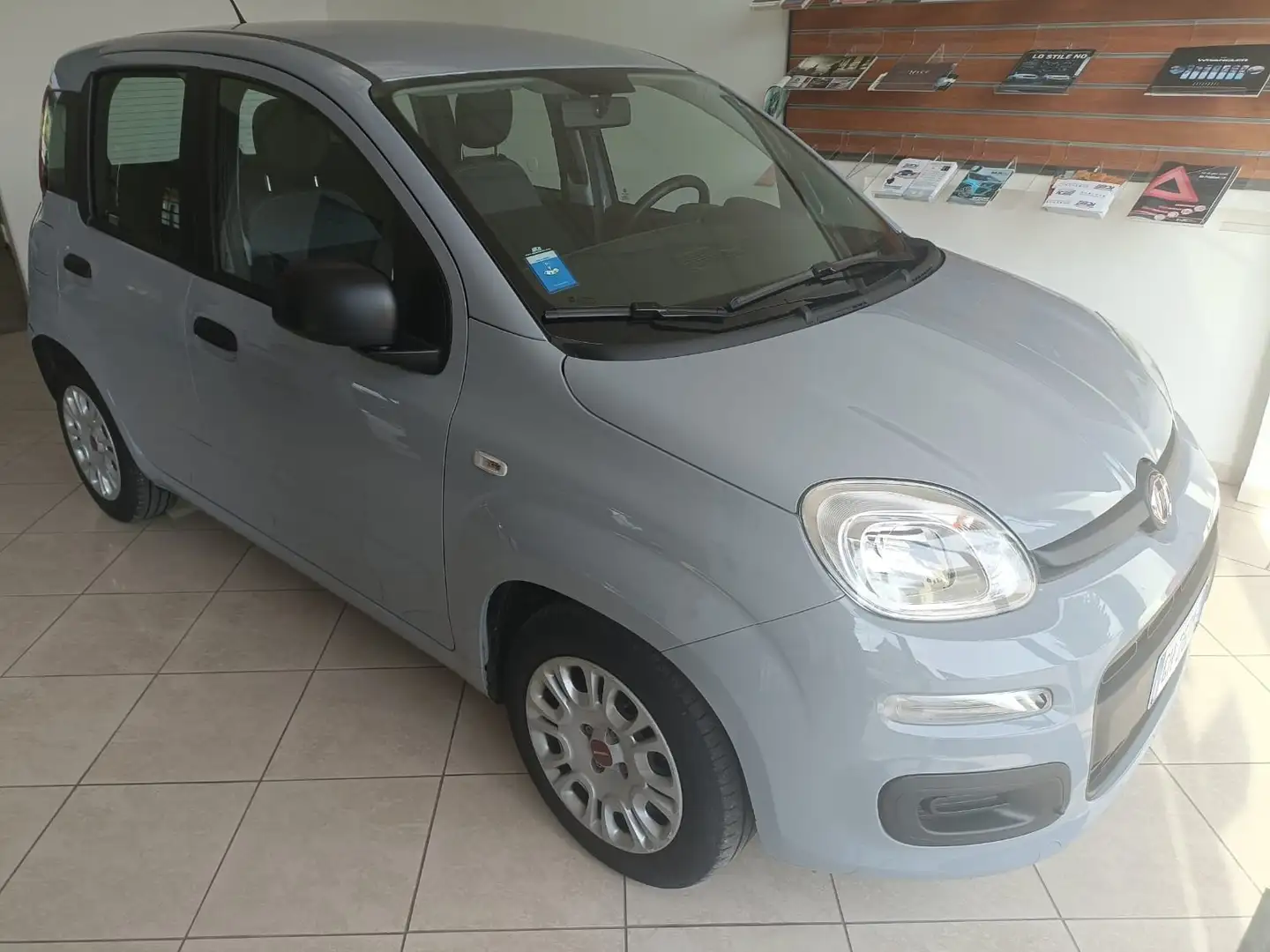 Fiat Panda Panda 1.0 hybrid 70cv Grigio - 1