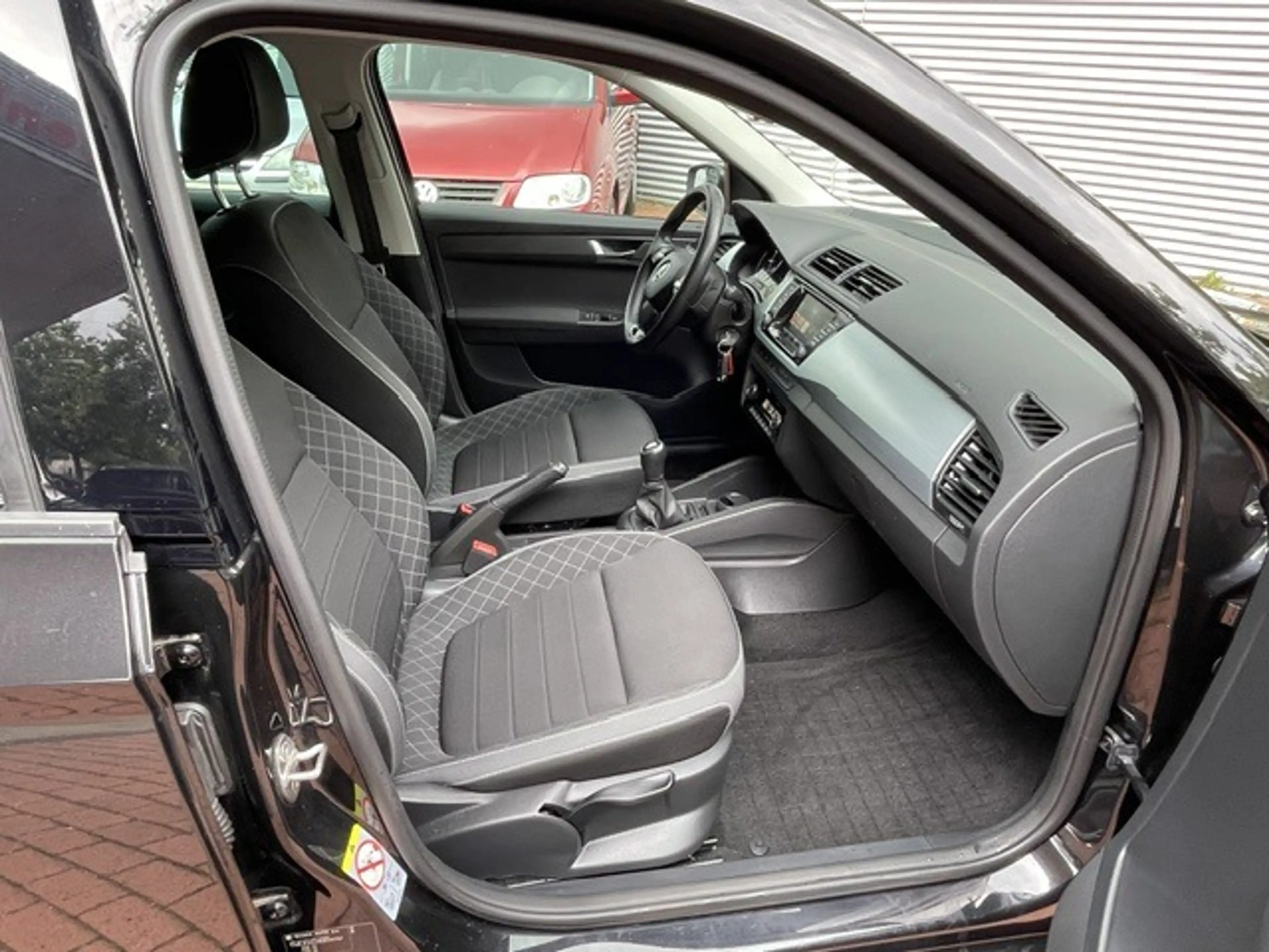 Skoda Fabia Kombi Ambition1.0TSI*Navi*DAB+*Carplay*PDC — photo 9