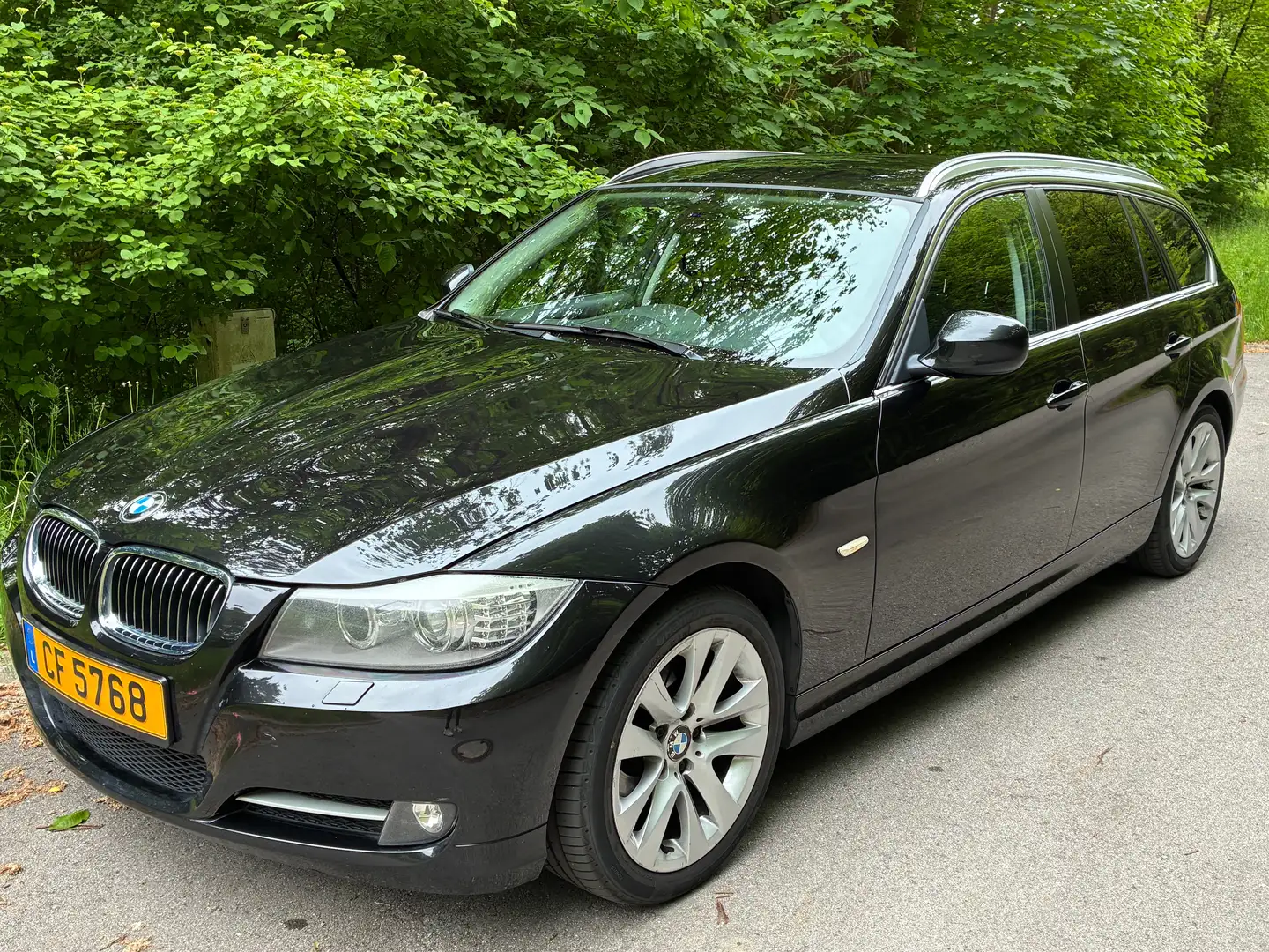 BMW 320 320d DPF Touring Edition Sport Noir - 1