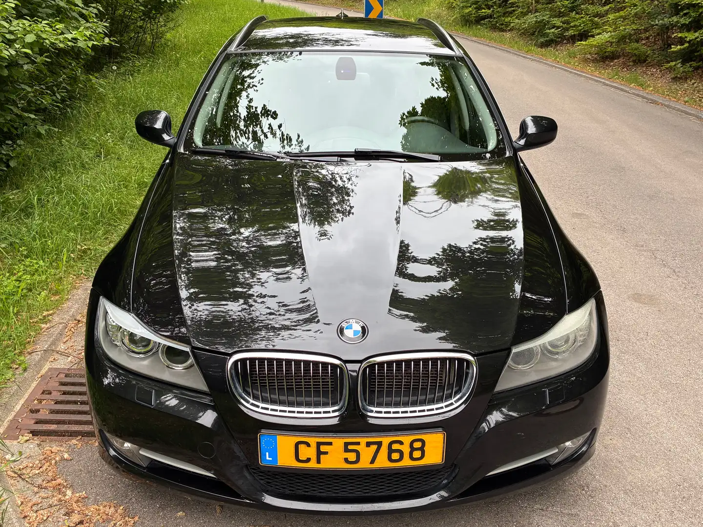 BMW 320 320d DPF Touring Edition Sport Noir - 2
