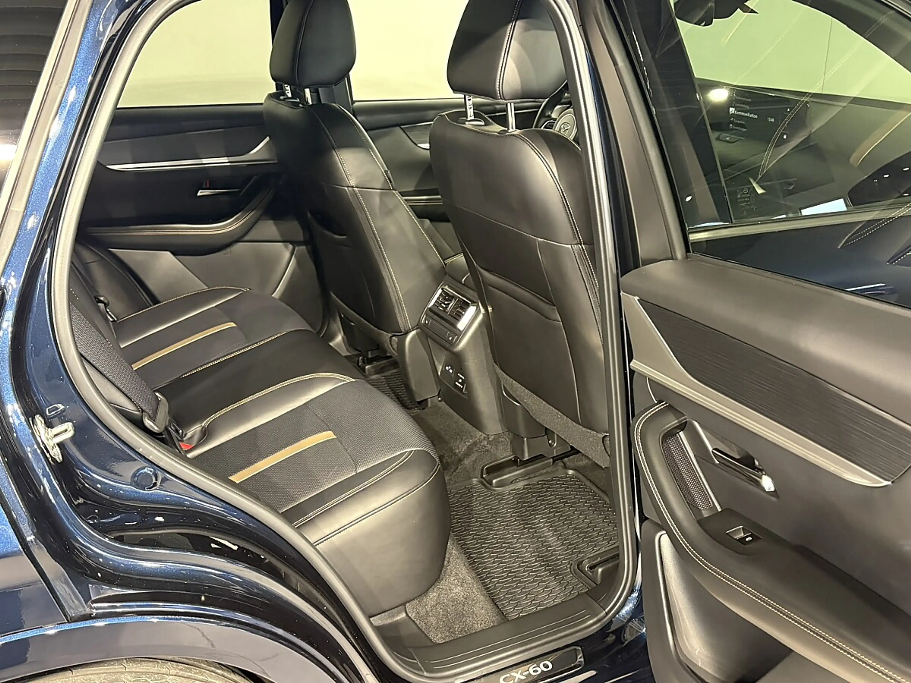 Mazda CX-60 3.3L e-SKYACTIV D AWD HOMURA PLUS Aut. — photo 8