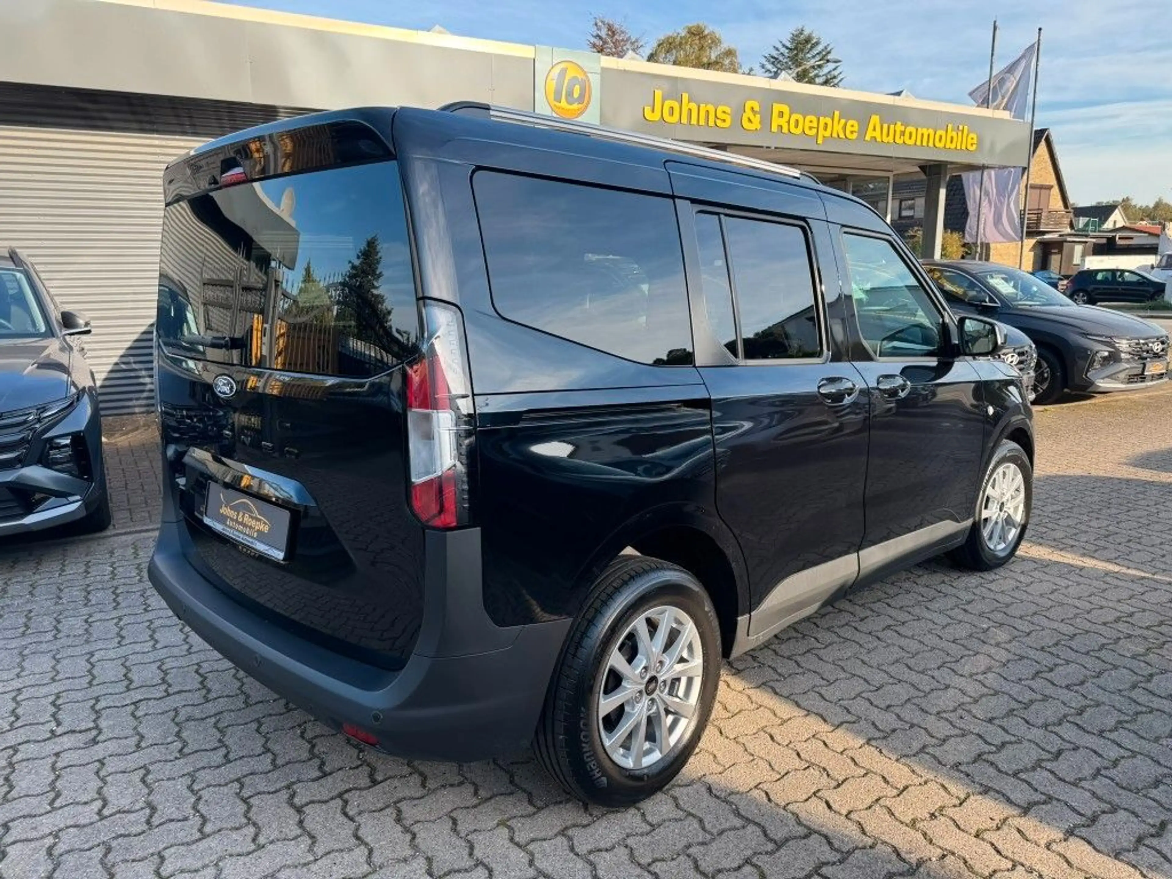Ford Tourneo Courier Titanium Automatik /KAM/LHZ/SHZ — photo 12